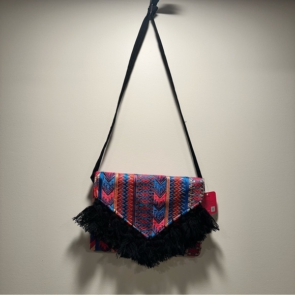 Ethnic Boho Crossbody Bag Handmade Embroidery Tassels Chic Vibrant Colorful NEW - Picture 4 of 16